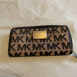 MICHAEL Michael Kors Signature Jet Set Wallet